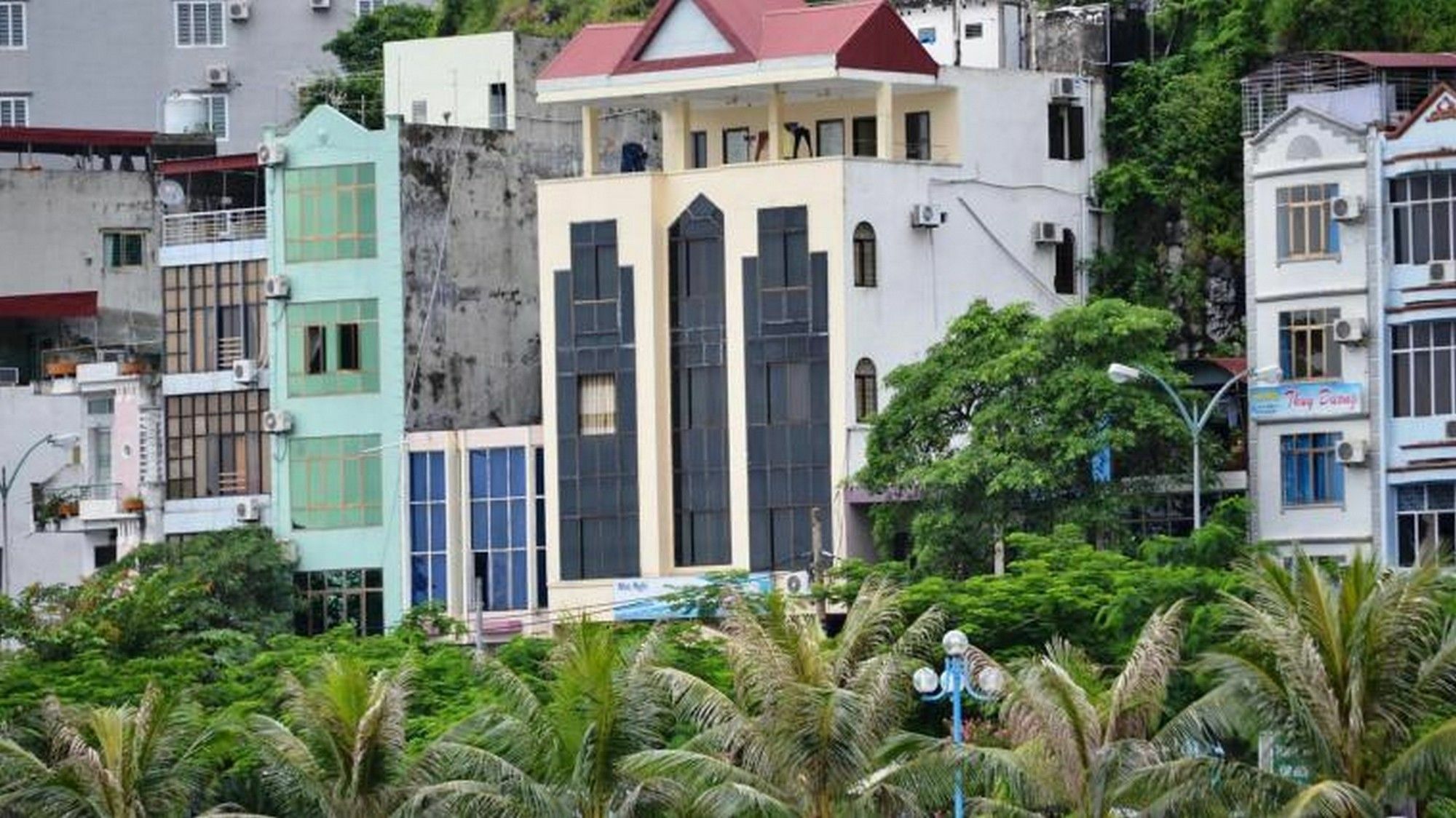 Nam Phuong Hotel Dong Khe Sau Exterior foto